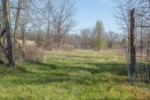 000 Sapphire Dr, Richland, MO 65556
