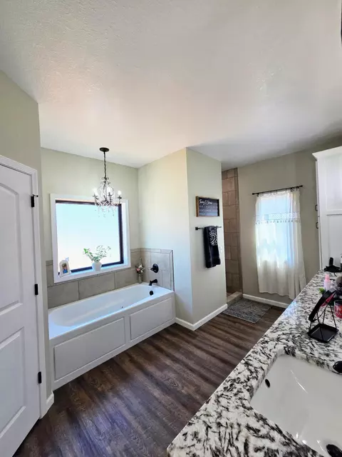 Bath - 1814 County Road 364, Thayer, MO 65791 photo 1 of 7