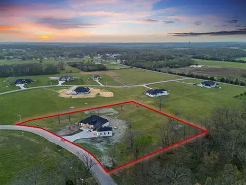 View/Area - 2543 E Theran Ave, Springfield, MO 65803 photo 2 of 4