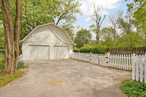 Exterior - 1449 E University St, Springfield, MO 65804 photo 14 of 14