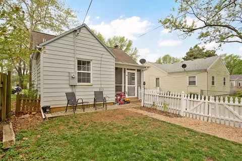 Exterior - 1449 E University St, Springfield, MO 65804 photo 10 of 14