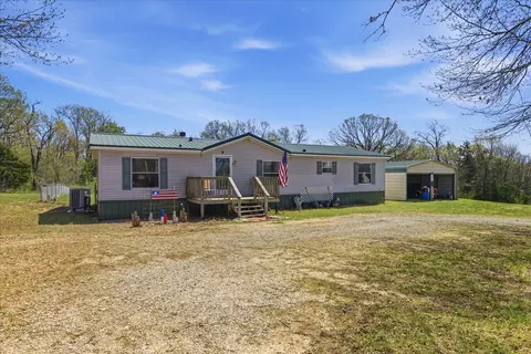 13170 Farm Road 1157, Aurora, MO 65605