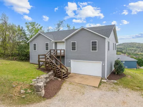 130 Moses Dr, Hollister, MO 65672