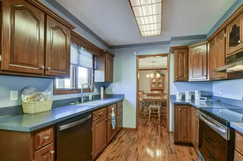 Kitchen - 3109 Brinkley Rd, Marshfield, MO 65706 photo 1 of 2