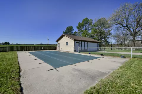 Exterior - 3109 Brinkley Rd, Marshfield, MO 65706 photo 10 of 17