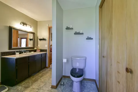 Bath - 3109 Brinkley Rd, Marshfield, MO 65706 photo 5 of 8