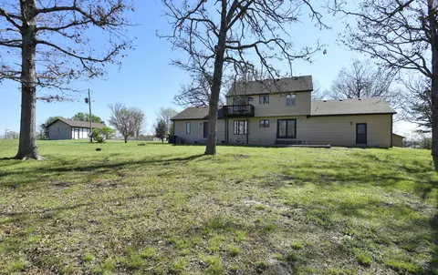 Exterior - 3109 Brinkley Rd, Marshfield, MO 65706 photo 12 of 17