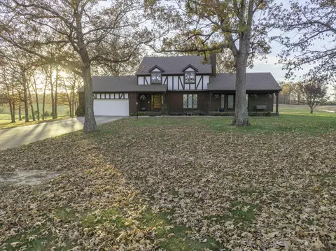 3109 Brinkley Rd, Marshfield, MO 65706