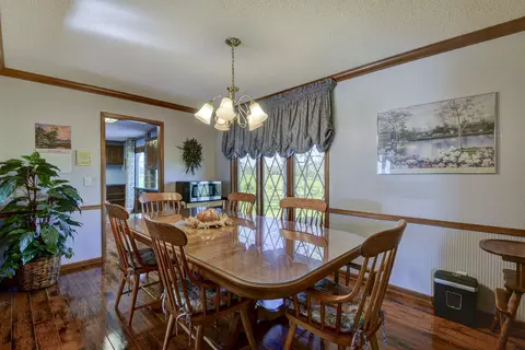 Dining - 3109 Brinkley Rd, Marshfield, MO 65706 photo 3 of 3