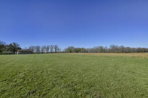 Exterior - 3109 Brinkley Rd, Marshfield, MO 65706 photo 14 of 17