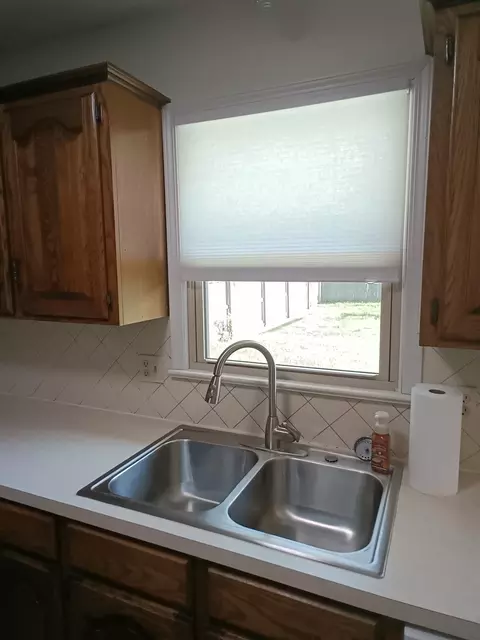 Kitchen - 2782 W Swan St, Springfield, MO 65807 photo 6 of 6