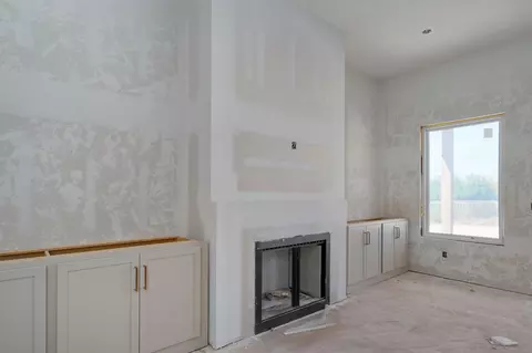 Living - 1795 S Pinecone Path, Springfield, MO 65809 photo 1 of 1