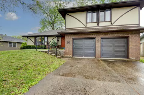 Exterior - 2150 E Raynell St, Springfield, MO 65804 photo 6 of 10