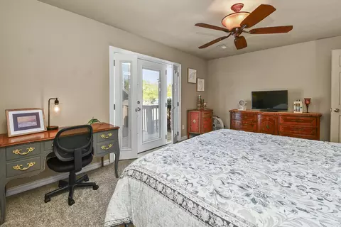Bedroom - 3041 Longbend Rd, Galena, MO 65656 photo 6 of 6