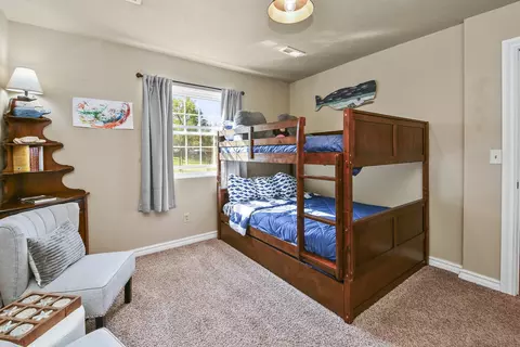 Bedroom - 3041 Longbend Rd, Galena, MO 65656 photo 3 of 6