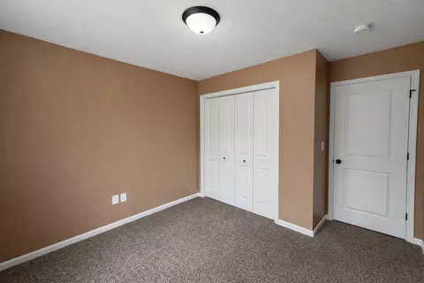 Bedroom - 28 Bright Dr, Branson West, MO 65737 photo 7 of 9