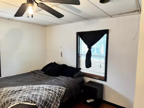 Bedroom - 2110 N Pickwick Ave, Springfield, MO 65803 photo 1 of 3