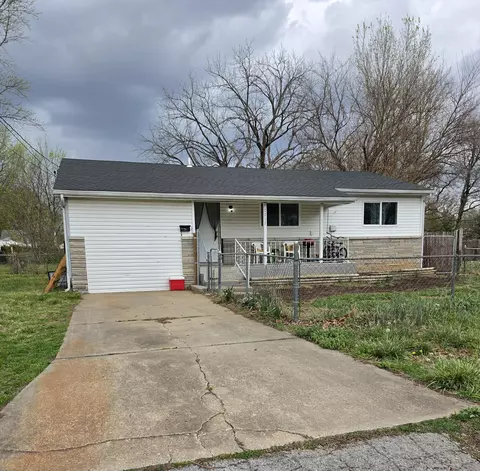 1717 W Webster St, Springfield, MO 65802