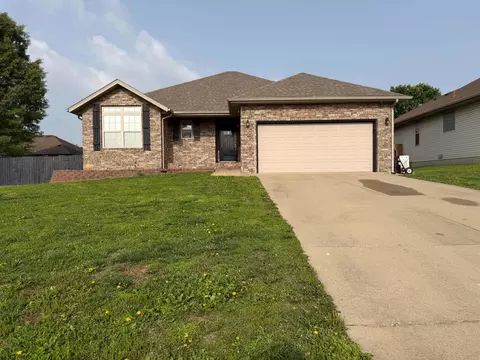 3209 N Laurel Ave, Springfield, MO 65803