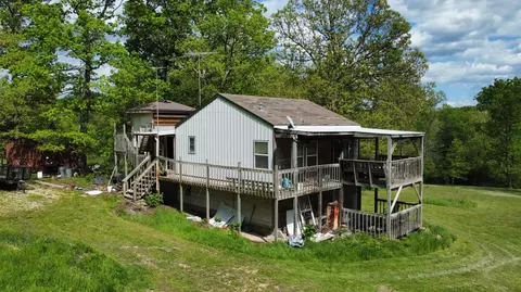 Exterior - 7766 Boulder Rd, Versailles, MO 65084 photo 3 of 7