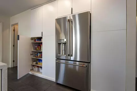 Kitchen - 2830 S Marlan Ave, Springfield, MO 65804 photo 8 of 8