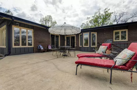 Exterior - 2830 S Marlan Ave, Springfield, MO 65804 photo 6 of 13
