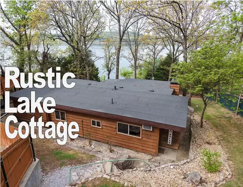337 Parkside Dr, Hollister, MO 65672