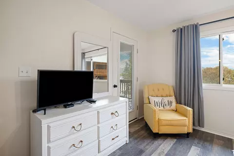 Bedroom - 175 Avondale Dr #11, Branson, MO 65616 photo 4 of 7