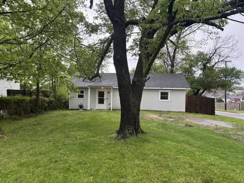 802 S Brownell Ave, Joplin, MO 64801