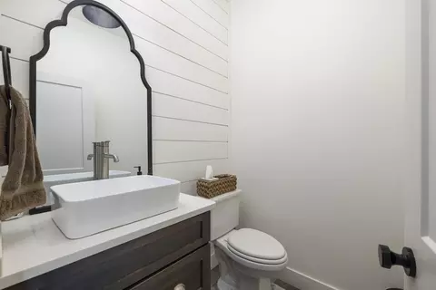 Bath - 226 Chalcedony Ct, Branson West, MO 65737 photo 10 of 10