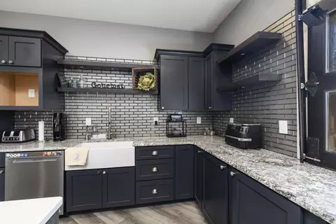 Kitchen - 226 Chalcedony Ct, Branson West, MO 65737 photo 7 of 8