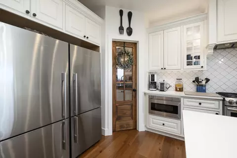 Kitchen - 226 Chalcedony Ct, Branson West, MO 65737 photo 2 of 8