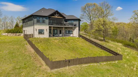 Exterior - 226 Chalcedony Ct, Branson West, MO 65737 photo 9 of 20