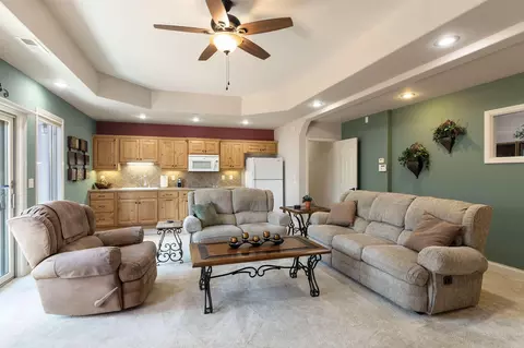 Living - 112 Ranch Rd, Saddlebrooke, MO 65630 photo 4 of 4