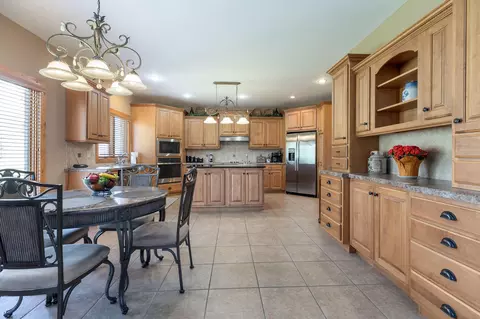 Kitchen - 112 Ranch Rd, Saddlebrooke, MO 65630 photo 1 of 4
