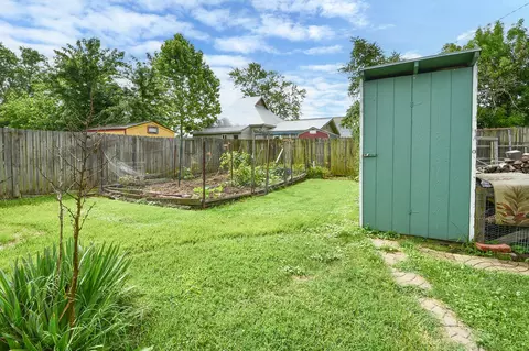 Exterior - 622 E Madison St, Marshfield, MO 65706 photo 12 of 15