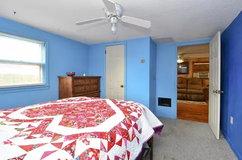 Bedroom - 622 E Madison St, Marshfield, MO 65706 photo 4 of 4