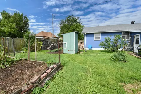 Exterior - 622 E Madison St, Marshfield, MO 65706 photo 11 of 15