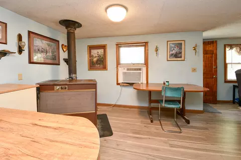 Dining - 622 E Madison St, Marshfield, MO 65706 photo 2 of 2