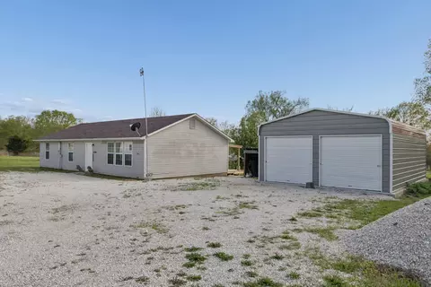 14000 E 1730 Rd, Stockton, MO 65785