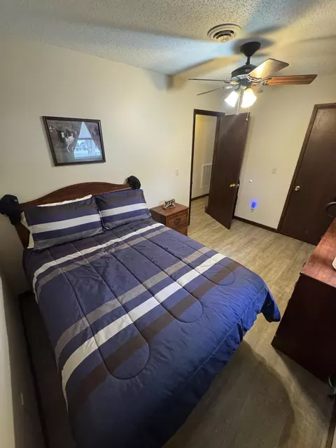 Bedroom - 110 Dickens Cir, Forsyth, MO 65653 photo 1 of 3