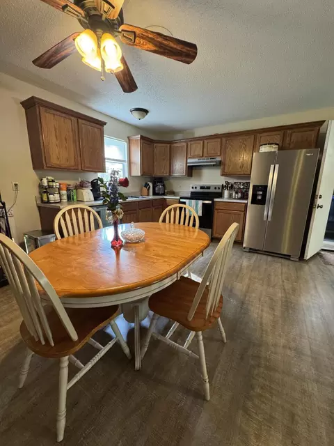 Kitchen - 110 Dickens Cir, Forsyth, MO 65653 photo 3 of 4