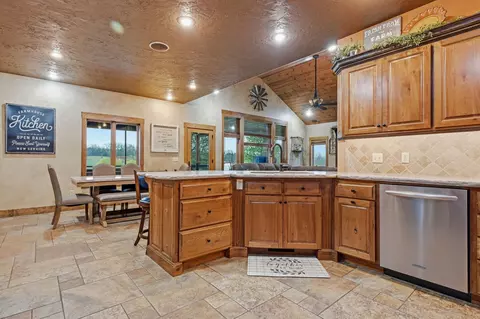 Kitchen - 3803 E 225th Rd #TRACT 2, Halfway, MO 65663 photo 5 of 9