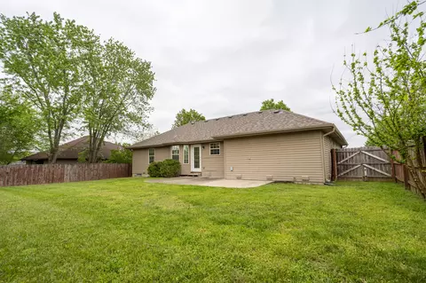 587 S Canterbury Ln, Nixa, MO 65714 photo 26