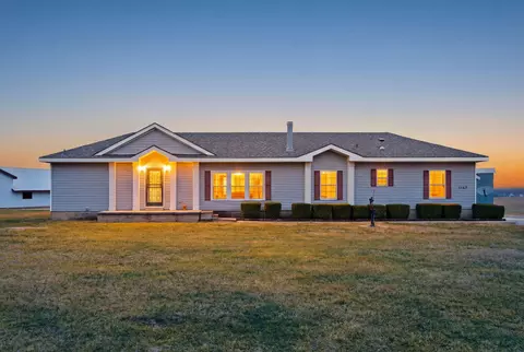 7157 E Farm Road 84, Strafford, MO 65757