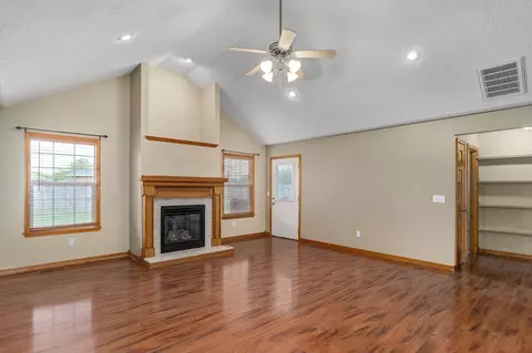 6002 N 7th Ave, Ozark, MO 65721 photo 5