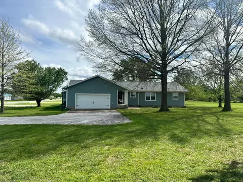 786 N Simmental Ln, Joplin, MO 64801