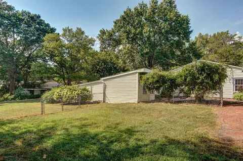 Exterior - 2036 E Seminole St, Springfield, MO 65804 photo 7 of 16