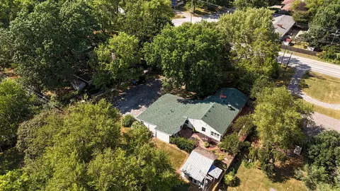 View/Area - 2036 E Seminole St, Springfield, MO 65804 photo 1 of 2