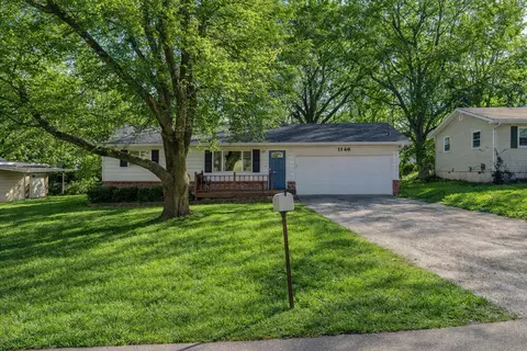 1146 S John Ave, Springfield, MO 65804